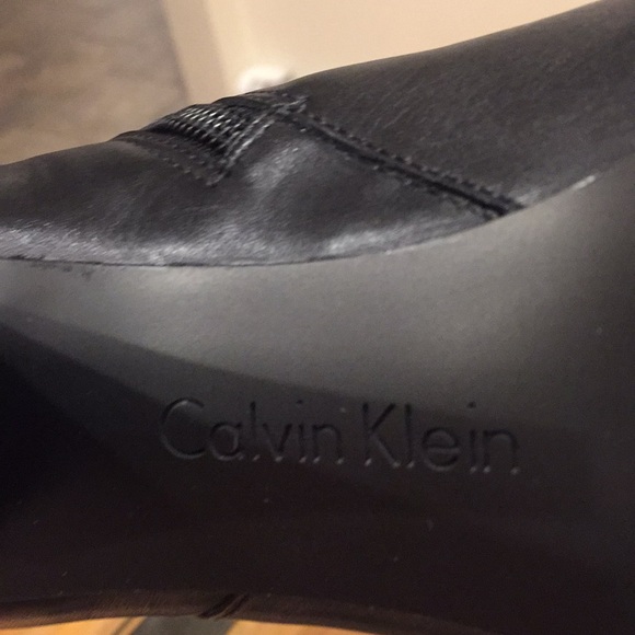 NWT Calvin Klein boots - Picture 6 of 7